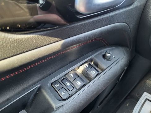 Used 2024 Jeep Compass Trailhawk AWD/4WD image 21