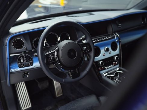 Used 2024 Rolls-Royce Cullinan Black Badge w/ Leather Finishing Pack image 5