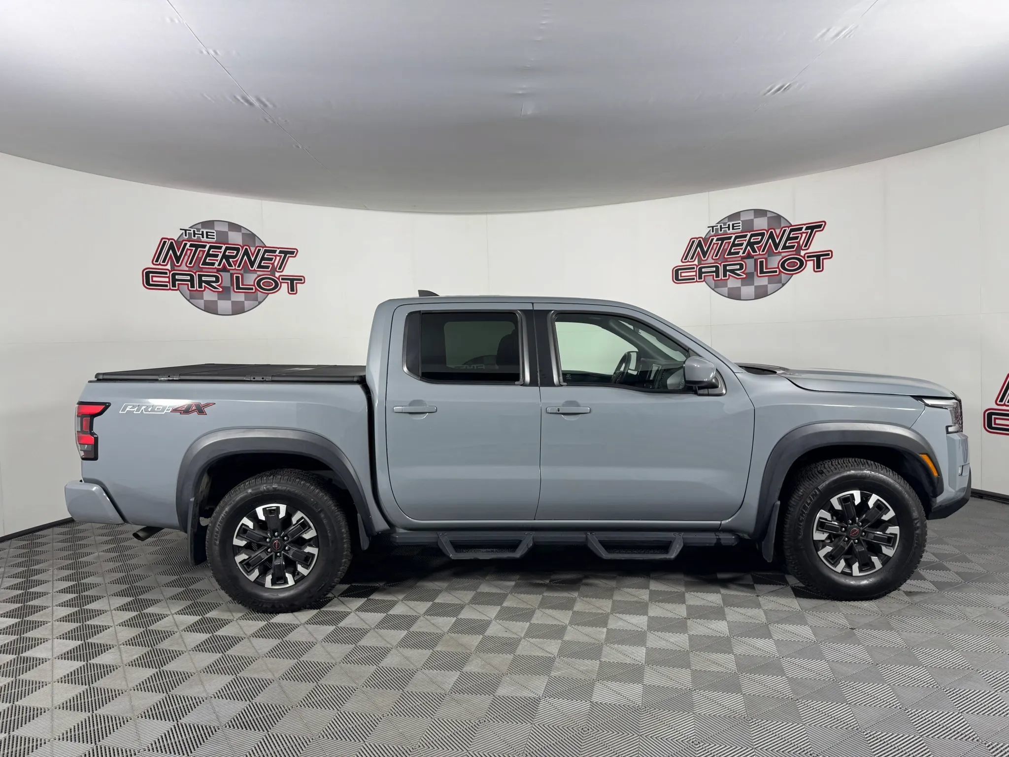 Used 2023 Nissan Frontier PRO-4X w/ Tow Package AWD/4WD image 8
