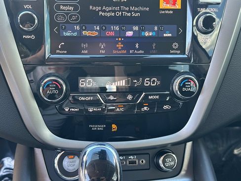 Used 2024 Nissan Murano SV FWD image 25