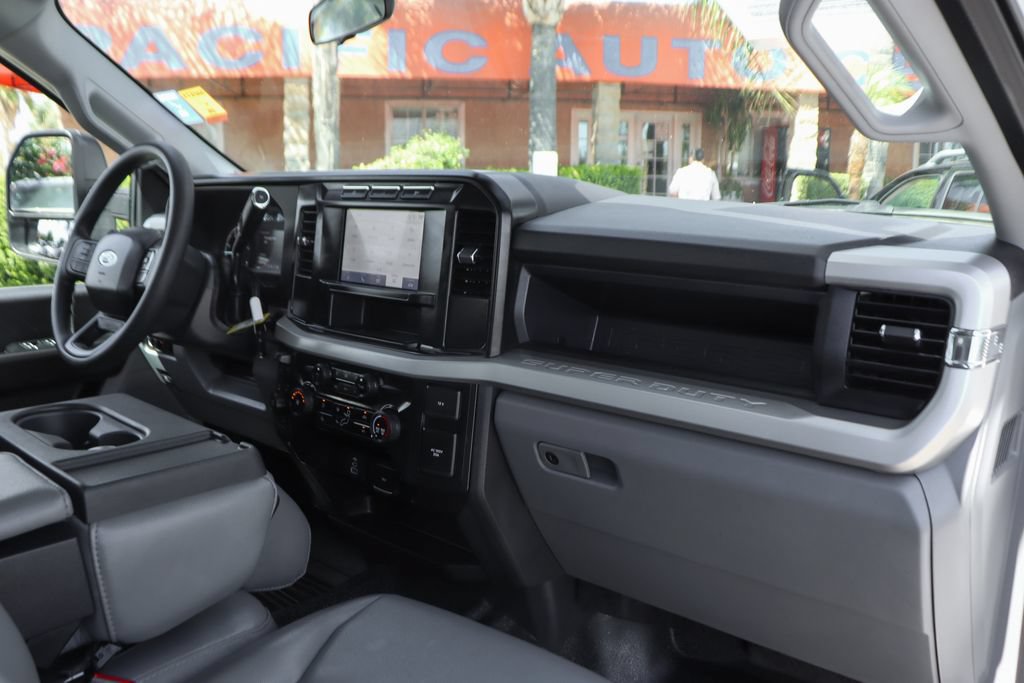 Used 2024 Ford F350 XL w/ XL Driver Assist Package AWD/4WD image 37