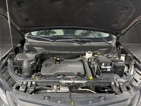 Used 2020 Chevrolet Equinox LS image 9