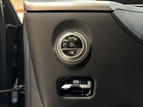 Certified 2025 Mercedes-Benz C 300 Sedan image 20