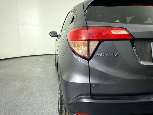 Used 2016 Honda HR-V EX image 32