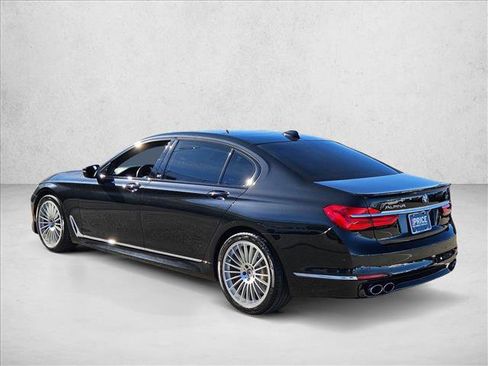 Used 2017 BMW ALPINA B7 xDrive image 7