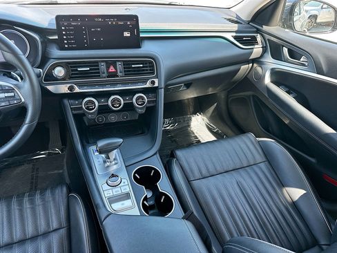 Used 2022 Genesis G70 2.0T w/ Prestige Package RWD image 24
