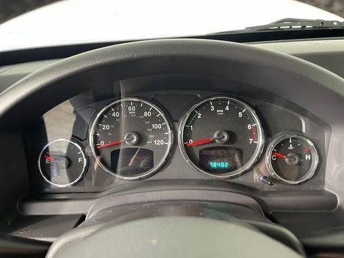 Used 2012 Jeep Liberty Sport w/ Popular Equipment Group AWD/4WD image 5