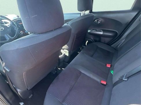 Used 2011 Nissan Juke SV image 19