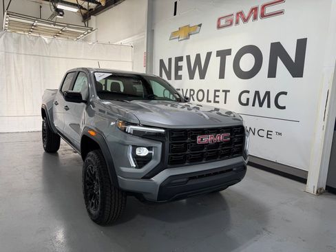 New 2026 GMC Canyon Elevation image 2