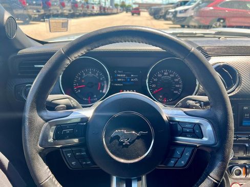 Used 2015 Ford Mustang Convertible w/ Equipment Group 051A RWD image 20