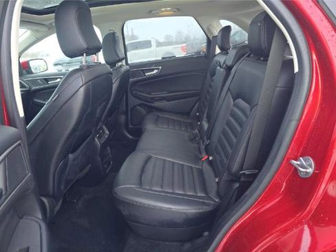 Used 2022 Ford Edge SEL w/ Convenience Package image 8