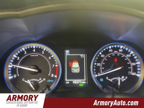 Used 2019 Toyota Highlander XLE image 13