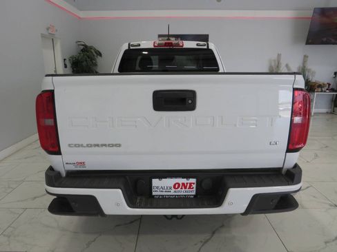 Used 2022 Chevrolet Colorado LT w/ Fleet Safety Package RWD image 4