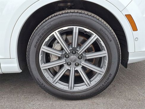 Used 2019 Audi Q7 3.0T Premium Plus image 8