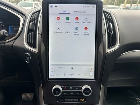 Used 2021 Ford Edge SEL w/ Convenience Package image 17