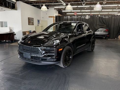 Used 2019 Porsche Macan S AWD/4WD image 4