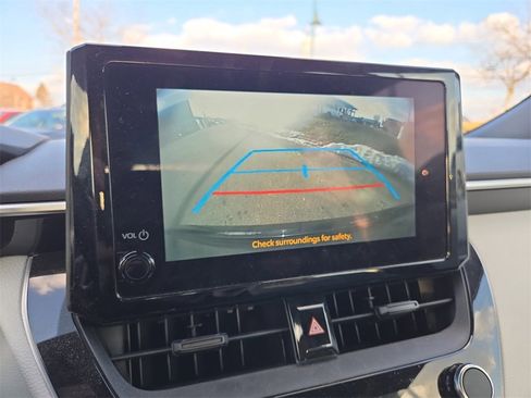 Used 2023 Toyota Corolla SE image 18