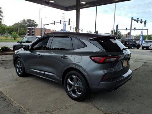 Certified 2024 Ford Escape ST-Line FWD image 5