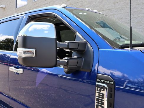 New 2026 Ford F350 4x4 Crew Cab DRW Super Duty image 24