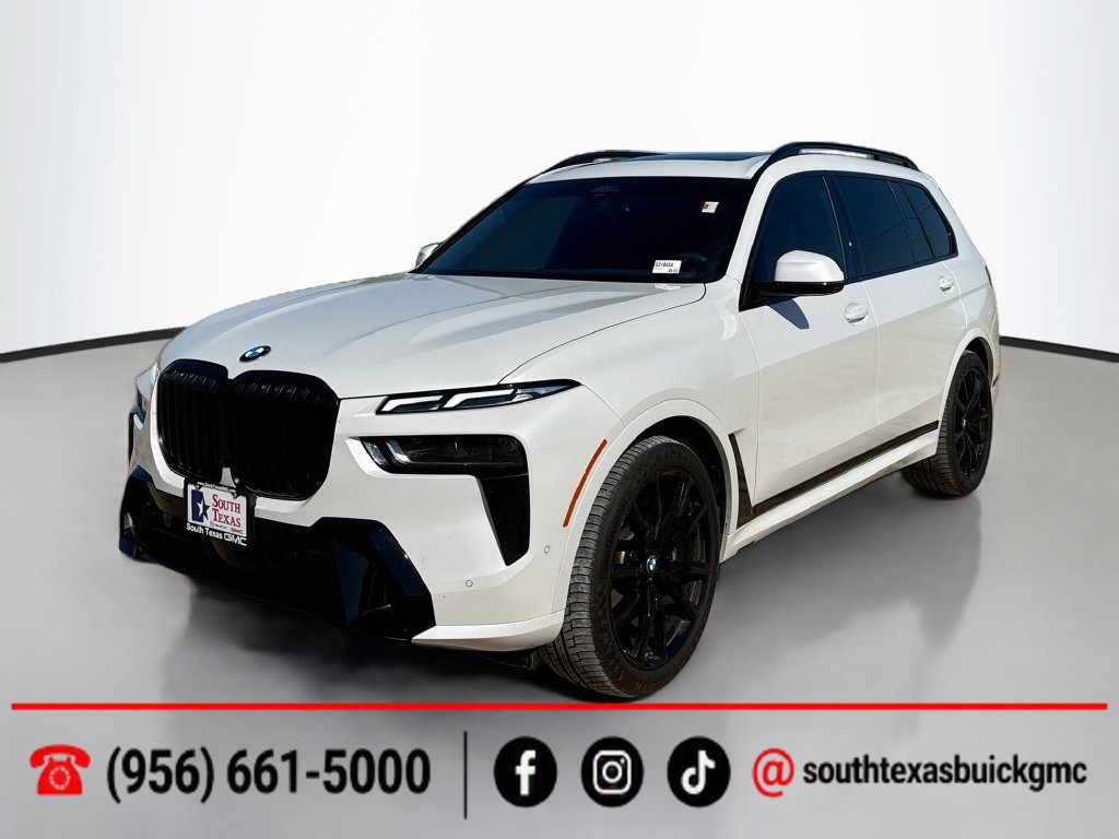 Used 2026 BMW X7 xDrive40i w/ M Sport Package AWD/4WD image 3