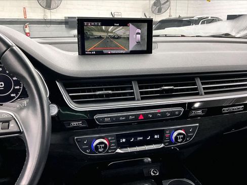 Used 2019 Audi Q7 3.0T Premium Plus image 6