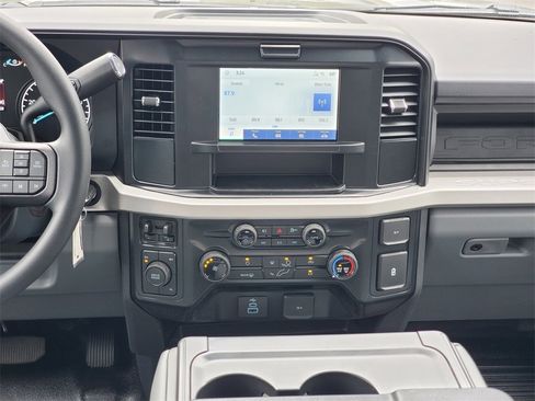 New 2026 Ford F250 XL w/ 360-Degree Camera Package image 21