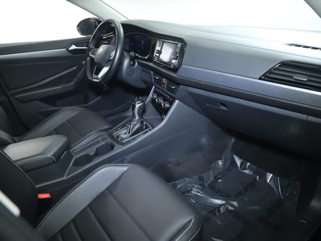 Used 2024 Volkswagen Jetta SE FWD image 35