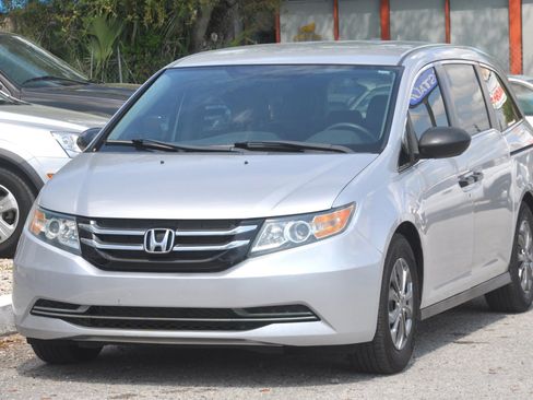Used 2014 Honda Odyssey LX image 6