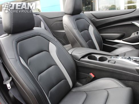 Used 2020 Chevrolet Camaro LT w/ RS Package RWD image 28
