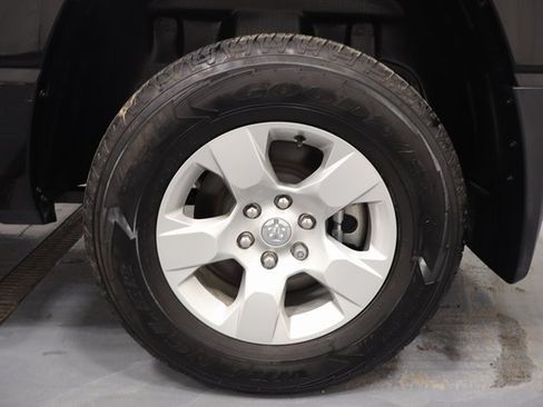 Certified 2024 RAM 1500 Tradesman w/ SXT Appearance Group image 24