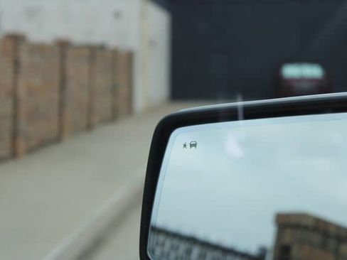 Used 2025 GMC Sierra 1500 SLT image 23