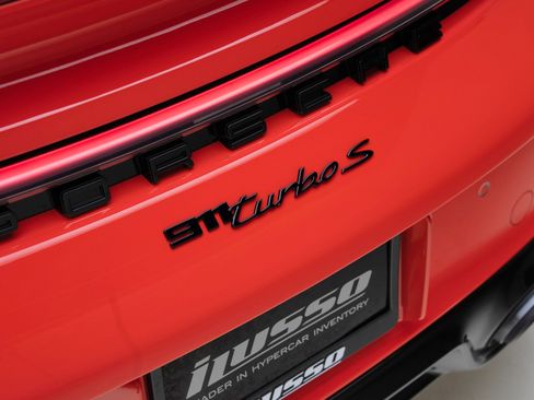 Used 2022 Porsche 911 Turbo S AWD/4WD image 40