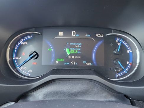 Used 2025 Toyota RAV4 LE AWD/4WD image 13