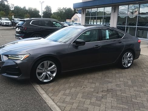 Used 2023 Acura TLX w/ Technology Package FWD image 2