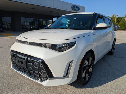 Used 2023 Kia Soul GT-Line image 8