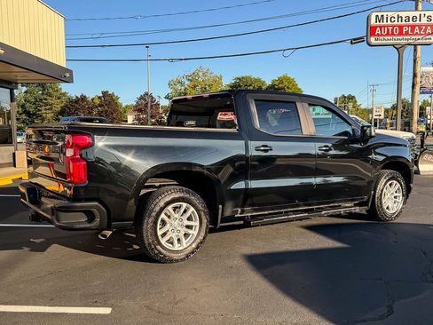 Used 2020 Chevrolet Silverado 1500 LT w/ Convenience Package AWD/4WD image 4