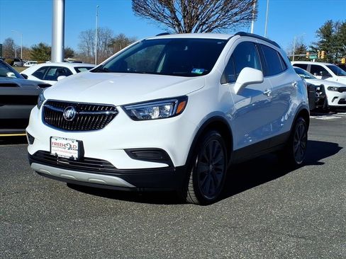Used 2020 Buick Encore Preferred image 3