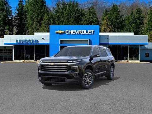 New 2026 Chevrolet Traverse LT image 8