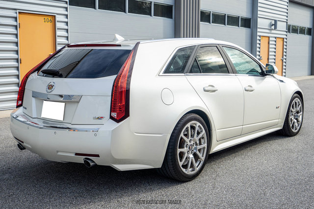 Used 2011 Cadillac CTS V RWD image 7
