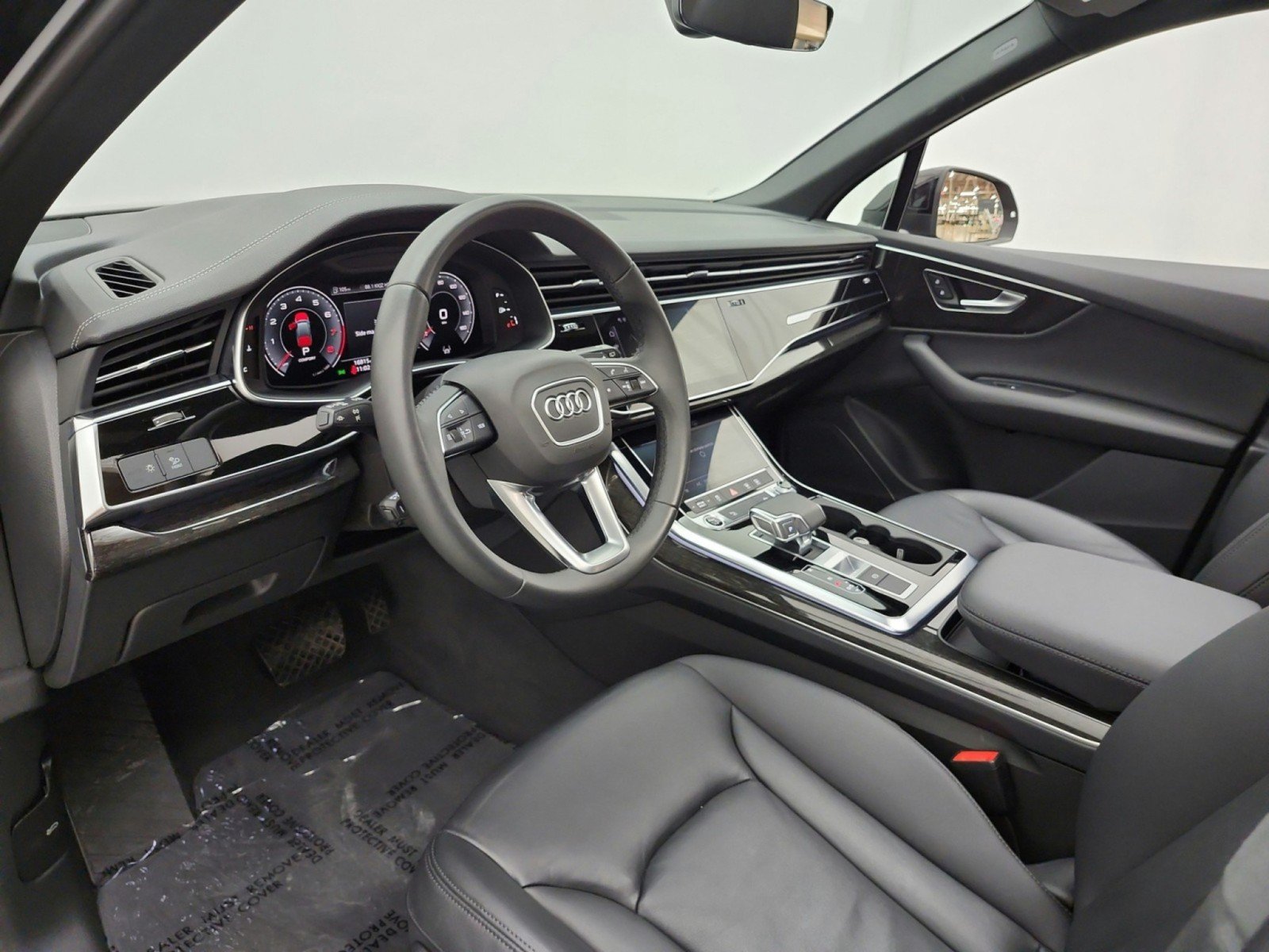 Used 2023 Audi Q7 2.0T Premium w/ Convenience Package AWD/4WD image 12