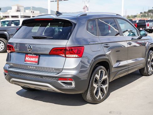Used 2023 Volkswagen Taos SEL AWD/4WD image 11