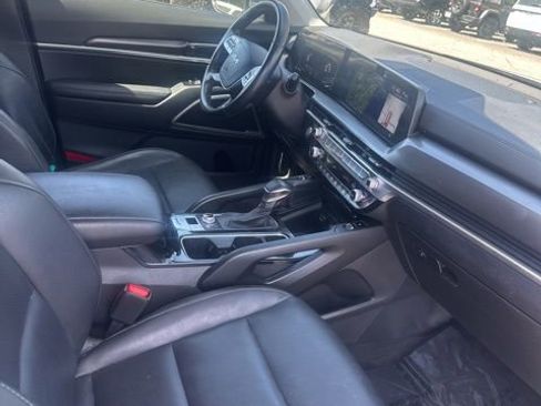 Used 2023 Kia Telluride S AWD/4WD image 22