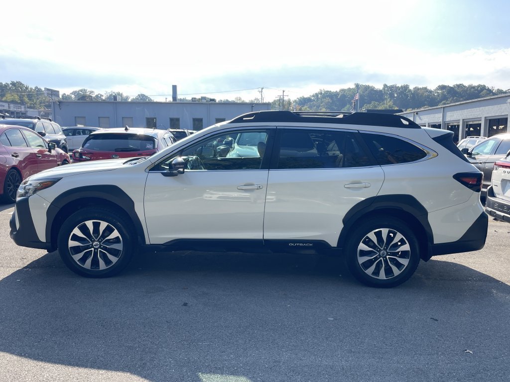 Certified 2023 Subaru Outback Limited XT AWD/4WD image 4