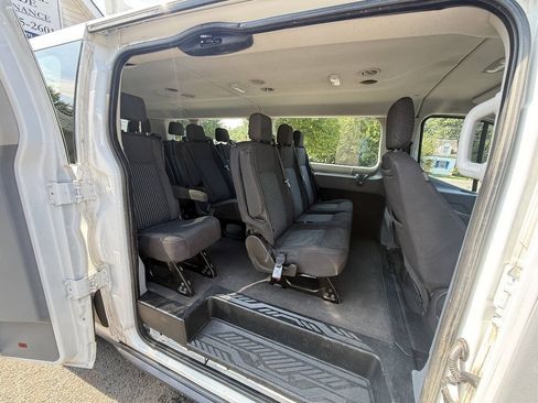 Used 2019 Ford Transit 350 XLT RWD image 17