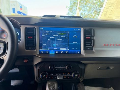 Used 2024 Ford Bronco Raptor w/ Interior Carbon Fiber Pack 6 AWD/4WD image 7