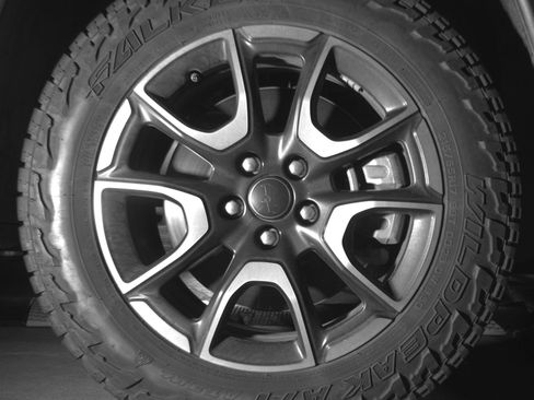 Used 2025 Jeep Compass Trailhawk w/ Trailer Tow Group AWD/4WD image 13