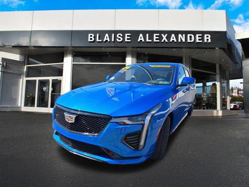 Used 2026 Cadillac CT4 V AWD/4WD image 8