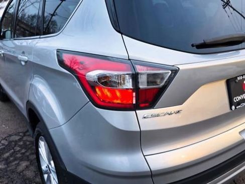 Used 2017 Ford Escape SE w/ Equipment Group 201A image 46