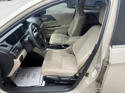 Used 2013 Honda Accord LX image 9