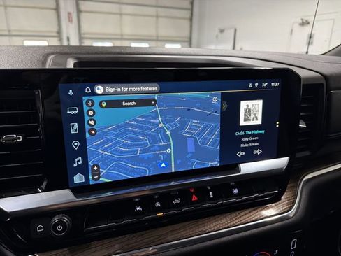 Certified 2025 Chevrolet Silverado 1500 LT image 24